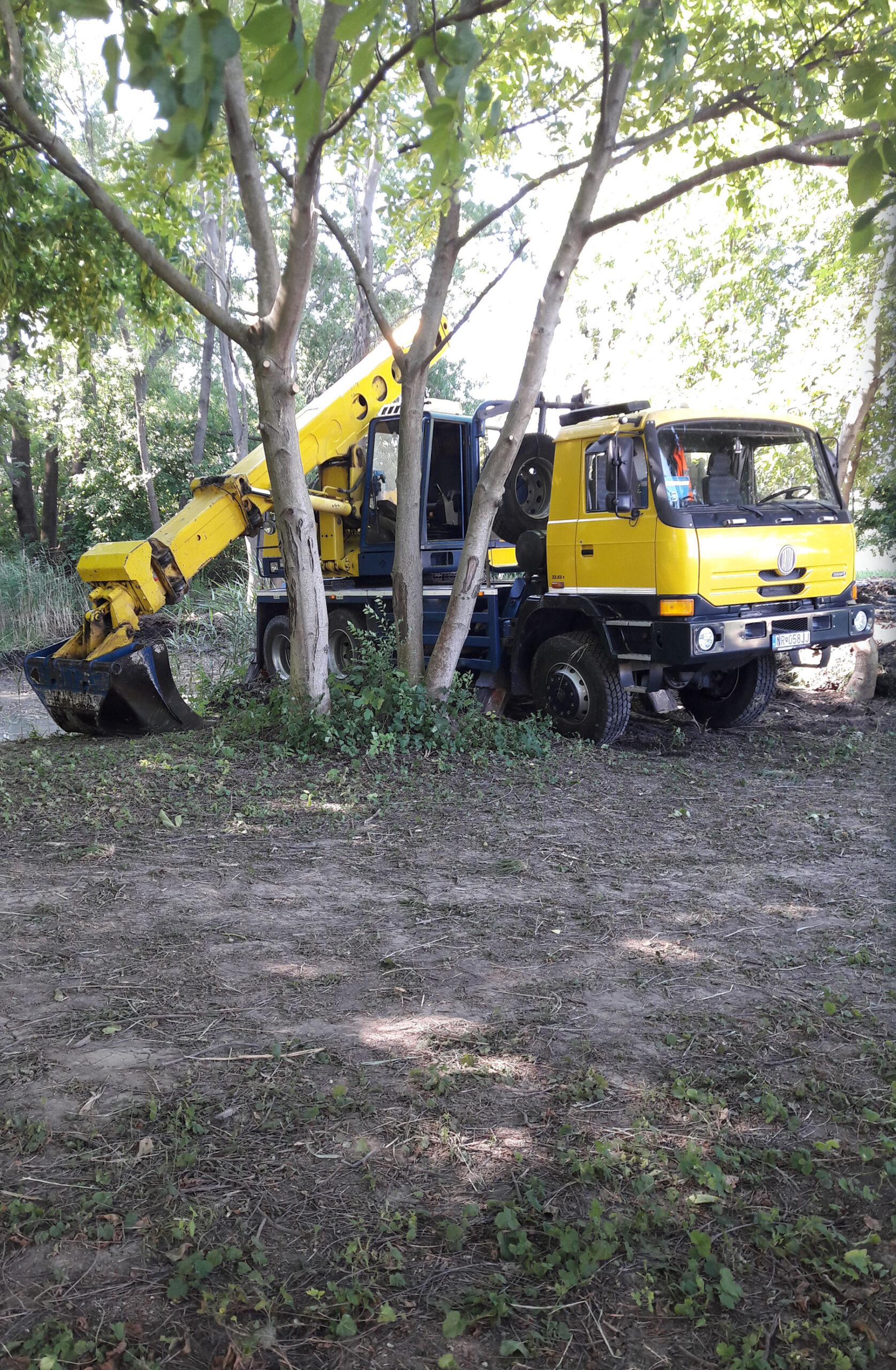 Zemne a vykopove prace s Tatra UDS 214